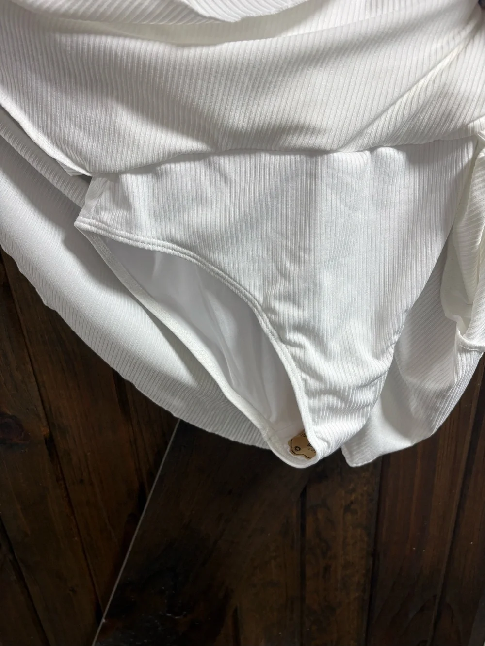 NWT Aidonger White Ribbed Tie-Side One Piece Swimsuit - Picture 4 of 4